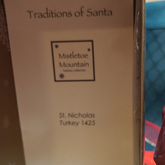 COPY - Limited Edition Traditions of Santa Ornament - Picture 5 of 9